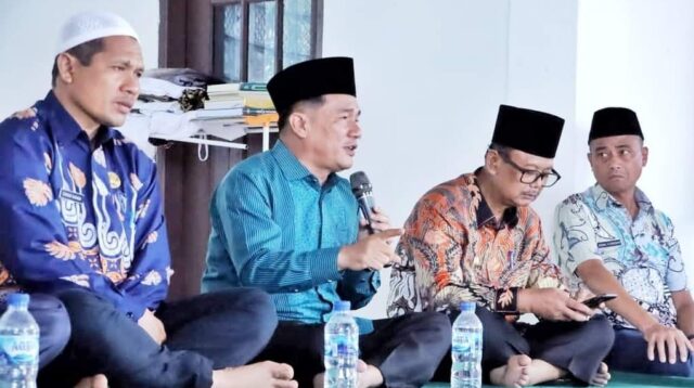 Ket. Foto: Pengajian bersama ASN, di Mushallah Tuan Muhammad Lampu Saragih Kompleks Kantor Bupati Simalungun.(foto/ist)