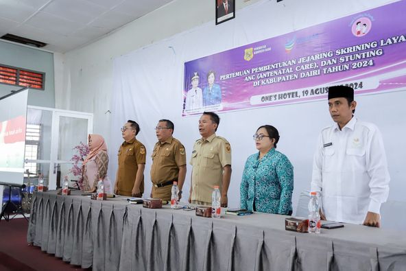 Pertemuan pembentukan jejaring skrining layanan dan stunting di Kabupaten Dairi.(ist)