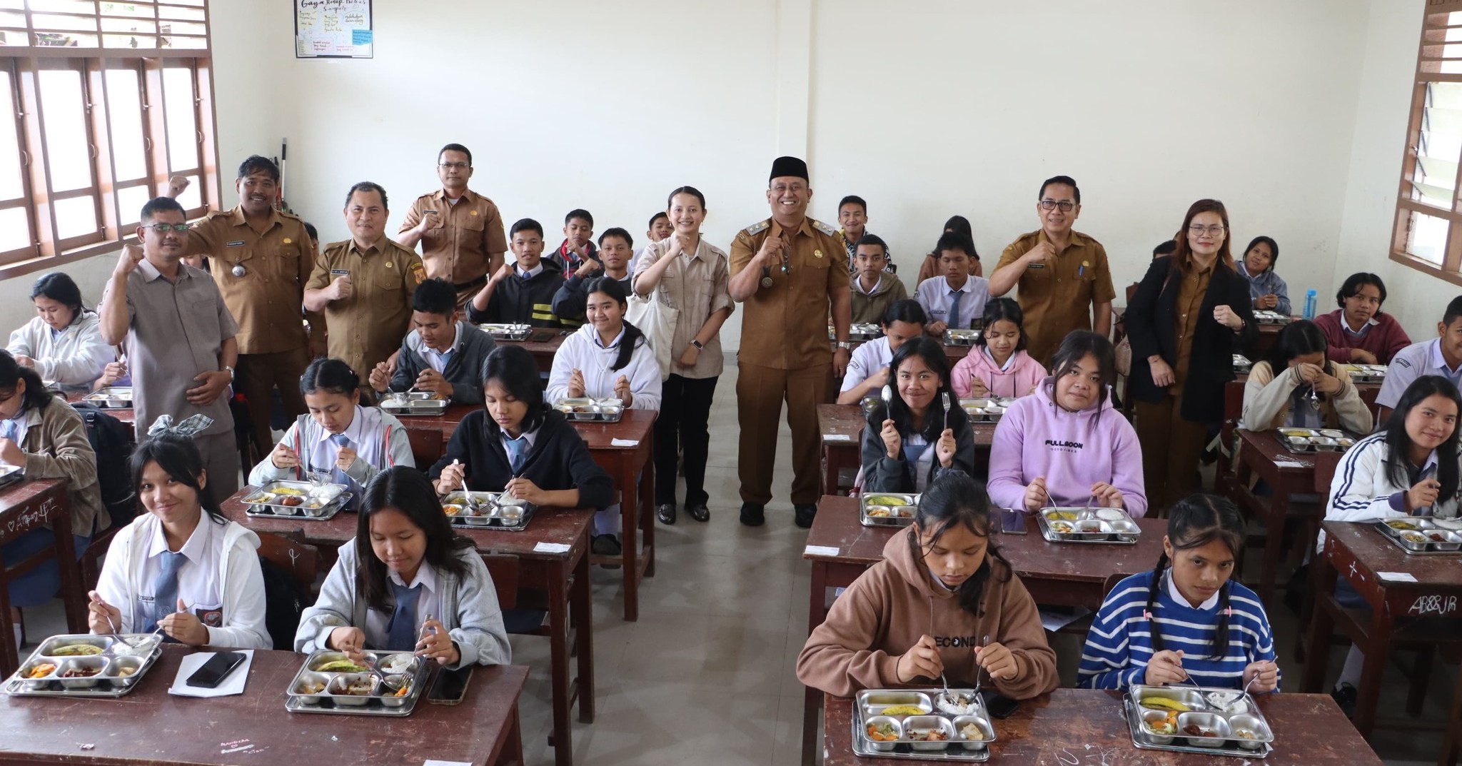Monitoring Pelaksanaan Program MBG ke Sekolah.(ist)