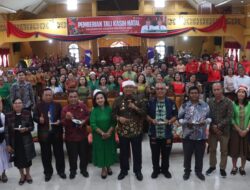 Bupati Dairi Berbagi Tali Kasih Dan Ibadah Natal Di Kecamatan Sumbul