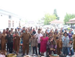 Pemkab Dairi Kembali Salurkan Bantuan Atensi Kewirausahaan Untuk Disabilitas, Bupati Dairi : Pergunakan Dengan Baik, Semoga Tidak Ada Lagi Disabilitas Yang Tidak Bisa Mandiri