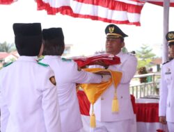 Wabup Dairi Pimpin Upacara Penurunan Bendera, Paskibraka Sukses Jalankan Tugas Dengan Sempurna